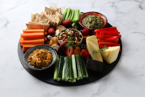 AFS Dips & Vegetable Crudite Platter