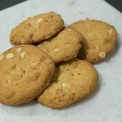 In Store Bakery White Chocolate & Macadamia Cookies 12 Pack