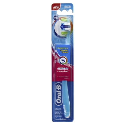 Oral B toothbrush Advantage Complete 5 Way Clean Medium 