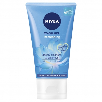 Nivea Face Wash Gel Refreshing With Lotus Flower 150ml