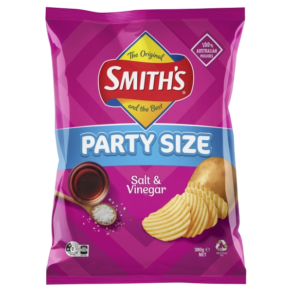 Smith's Crinkle Cut Salt & Vinegar Chips Party Size 380g