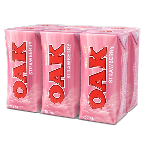 Oak UHT Flavoured Milk Strawberry 6 x 200mL