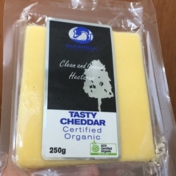 Clean & Green Hectares Block Cheddar 250g